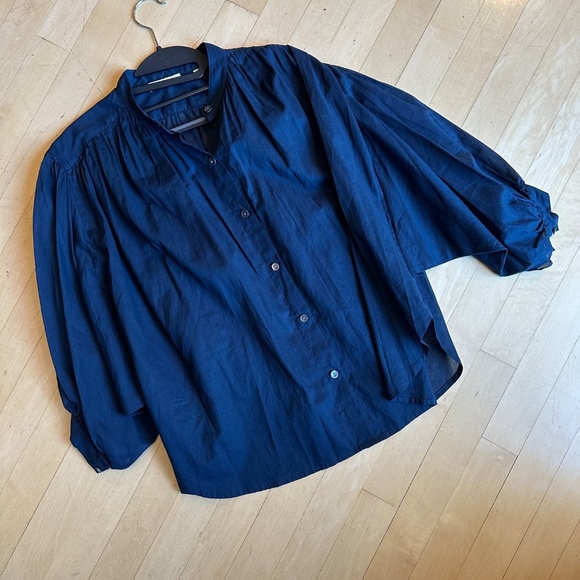 Rebecca Taylor Navy ruched button front top, XS, GD1143 - Picture 3 of 5